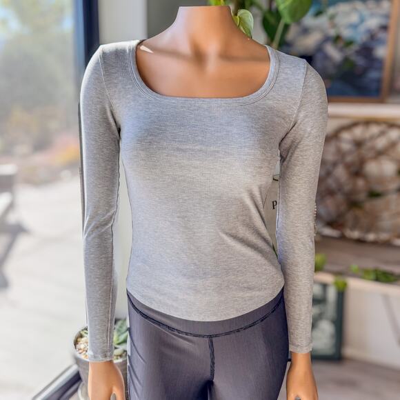 Athleta Tops - Athleta, Heathered Gray Scoop Neck Ribbed Long Sleeve Top Women's XS, Activewear